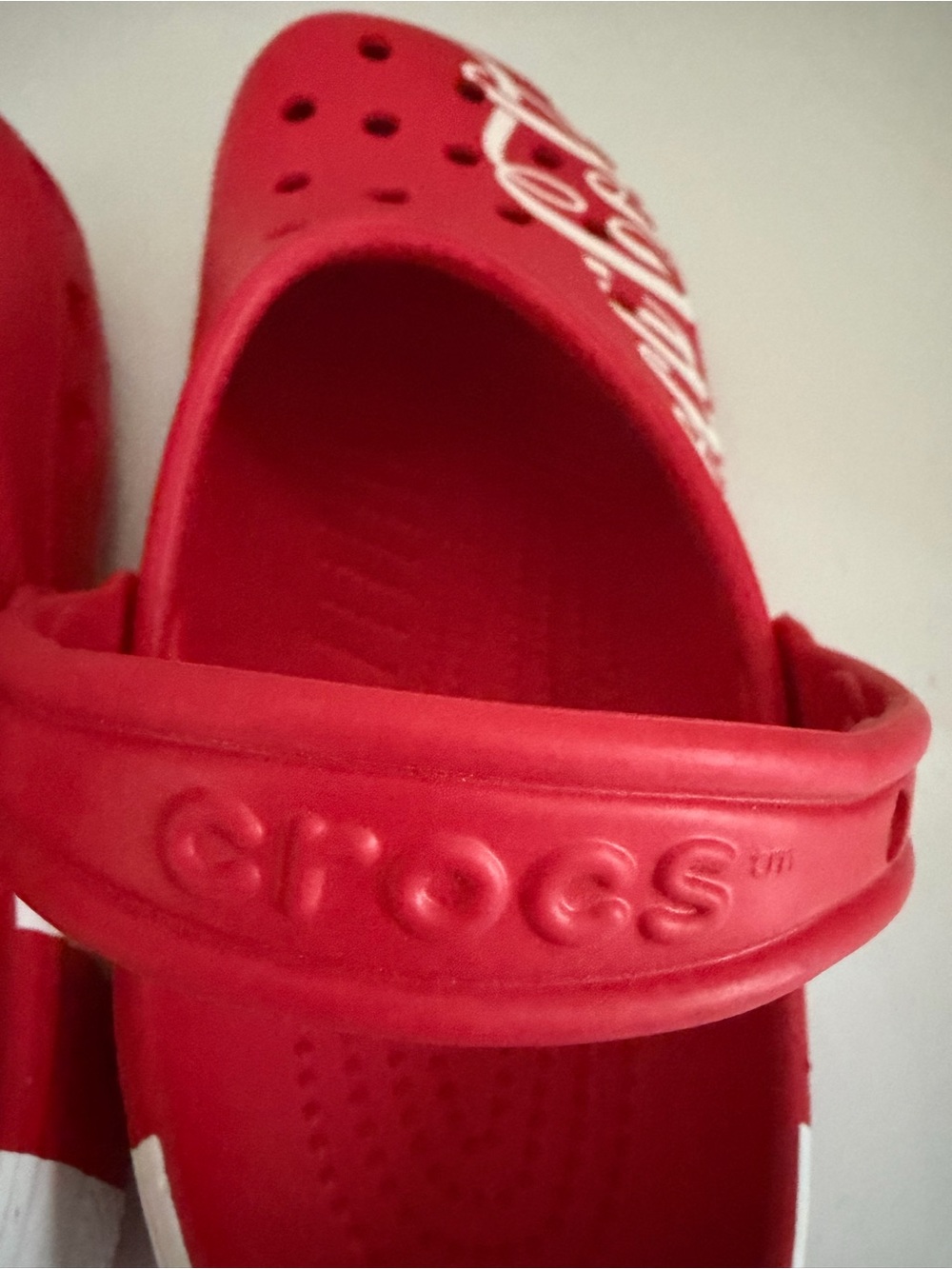 Men/Women Coca Cola Red Crocs M9/W11 - Picture 5 of 9